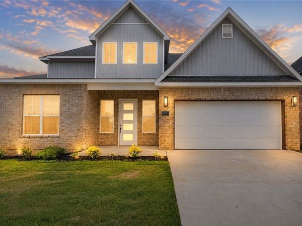 6804 Orange Avenue , Bentonville, AR 72713