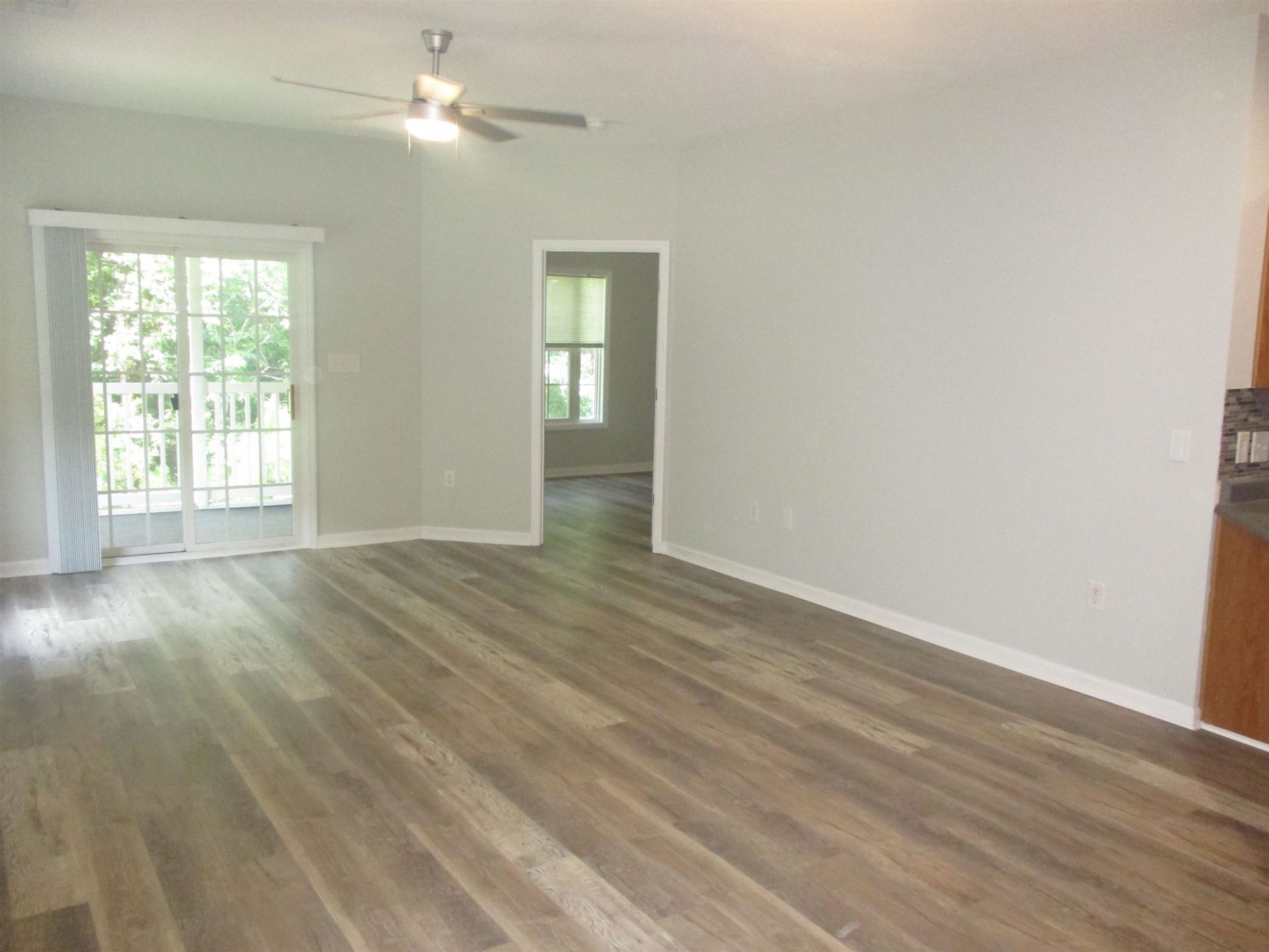 100 Lazy Willow Ln. Photo 4