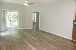 100 Lazy Willow Ln. photo 4