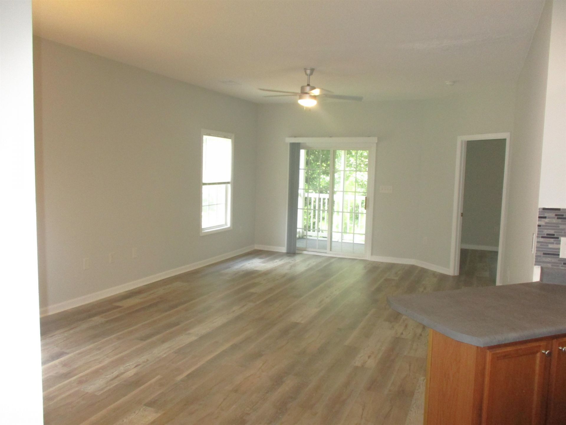 100 Lazy Willow Ln. Photo 9