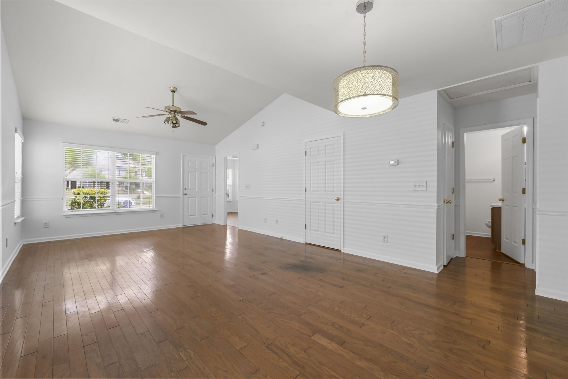 828 Barn Owl Ct.  Photo 4