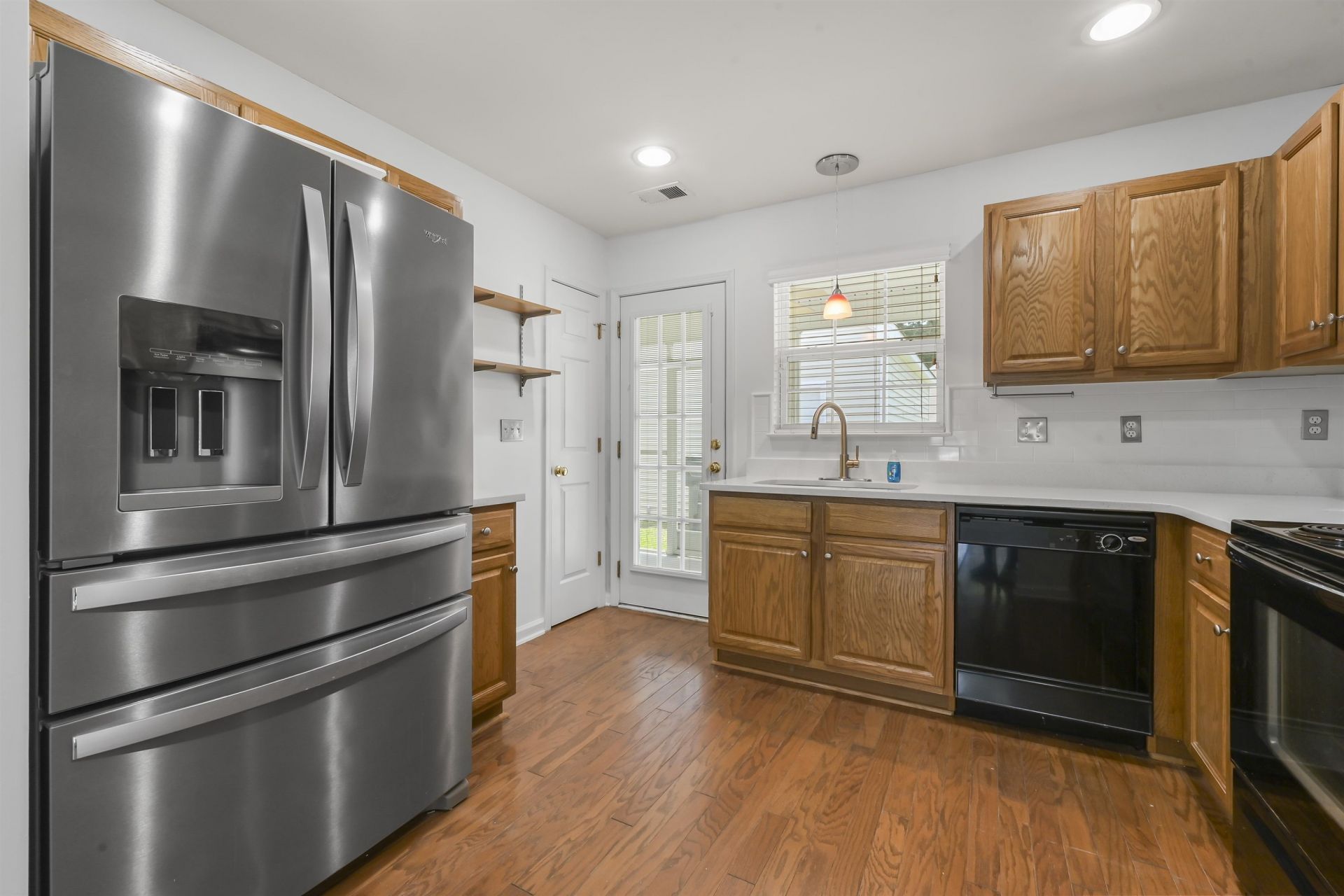 828 Barn Owl Ct.  Photo 6