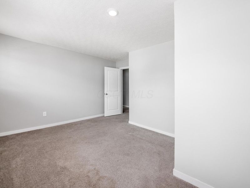 4321 Holstein Drive, Obetz, OH 43207 Photo 24