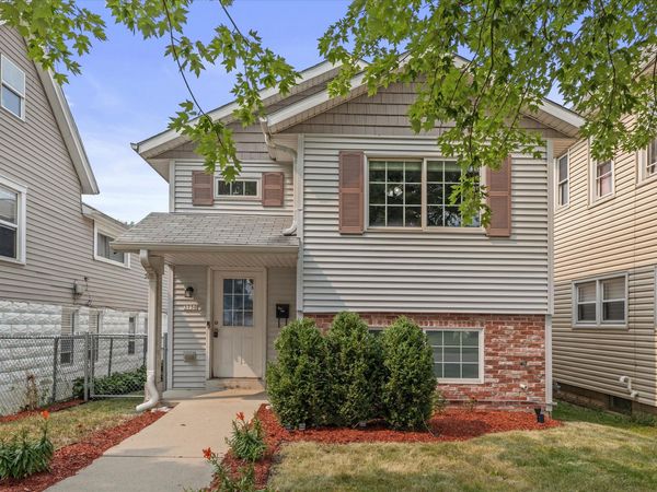 3750 E Barnard Ave, Cudahy, WI 53110