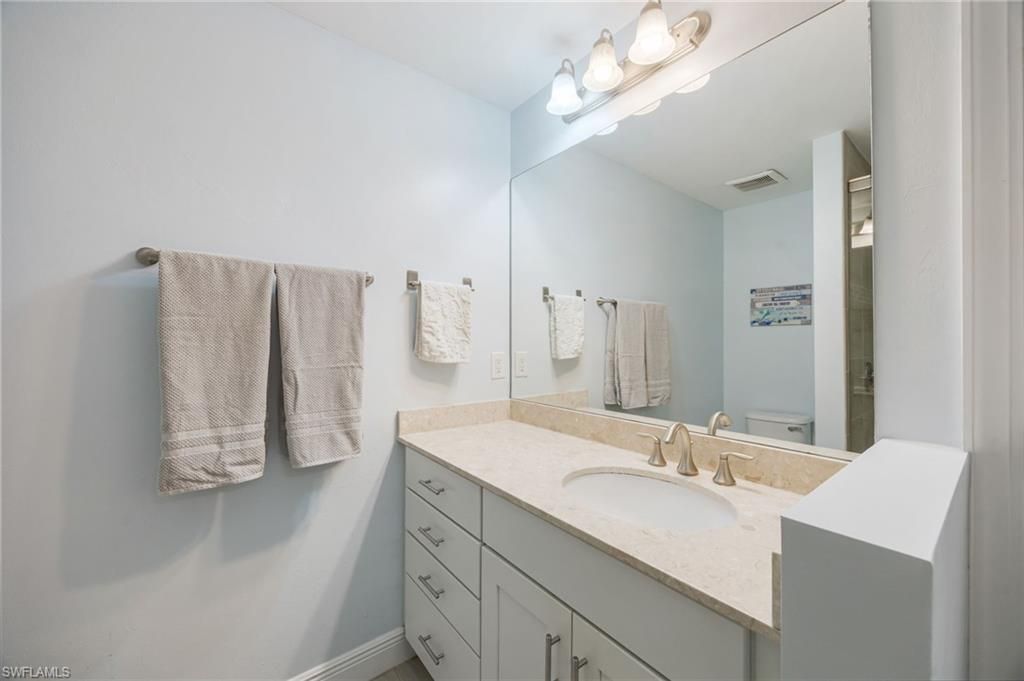 15122 Palmer Lake Cir , Unit 102, Naples, FL 34109 Photo