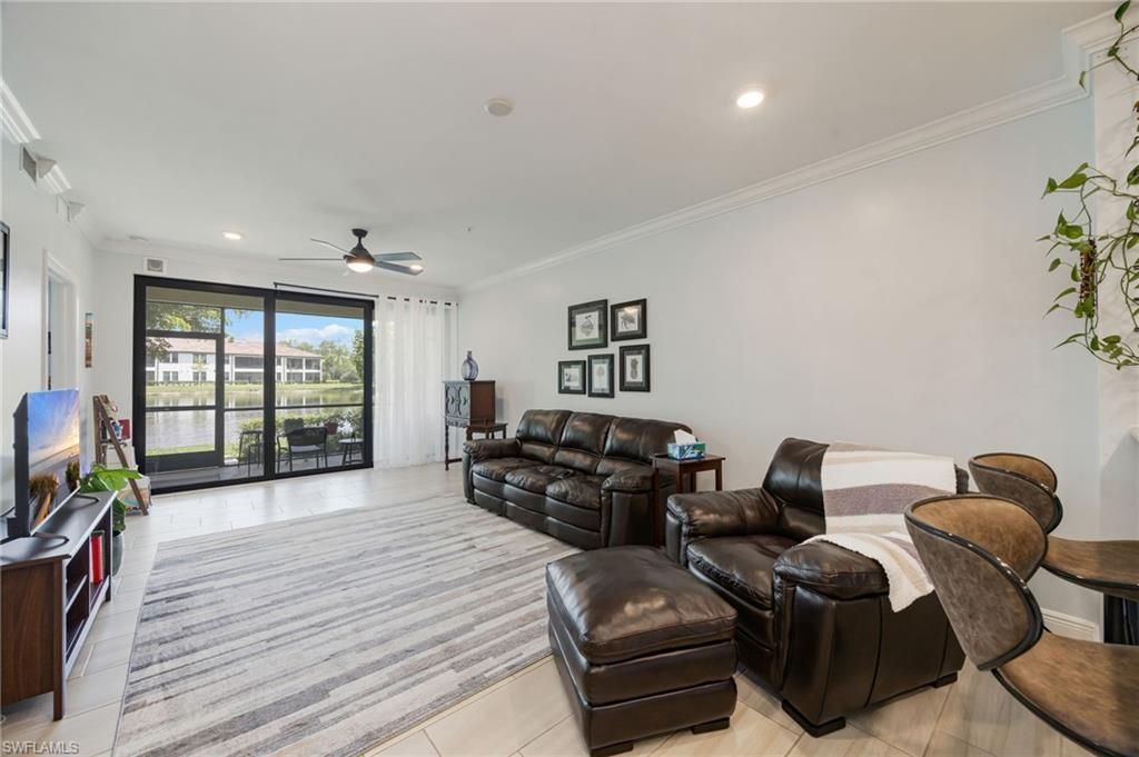 15122 Palmer Lake Cir , Unit 102, Naples, FL 34109 Photo