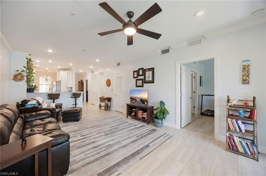 15122 Palmer Lake Cir , Unit 102, Naples, FL 34109 Photo