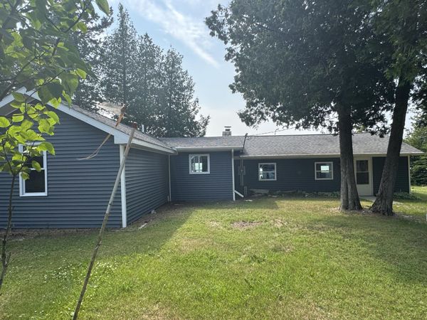 3798 St Martins Point Road, Hessel, MI 49745