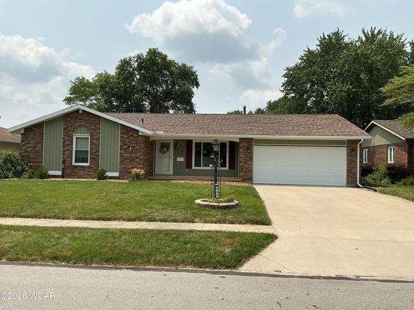 537 Sunnymeade Lane, Lima, OH 45804