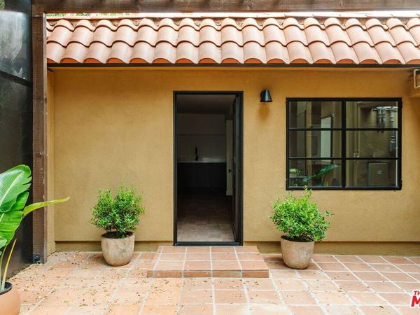 430 1/2 N Harper Avenue , Los Angeles, CA 90048