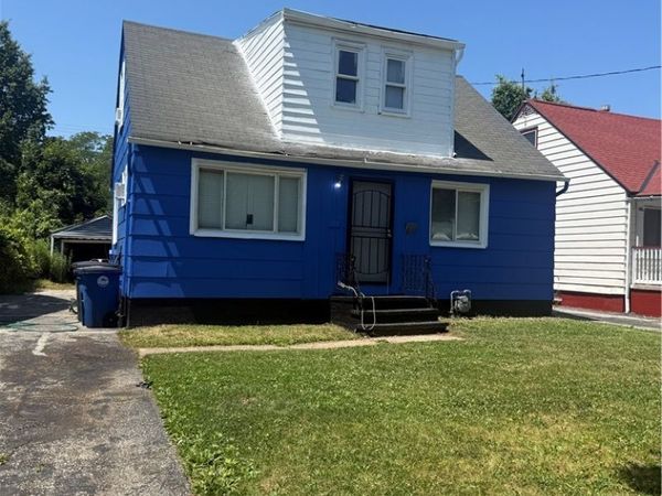14913 Lotus Drive , Cleveland, OH 44128