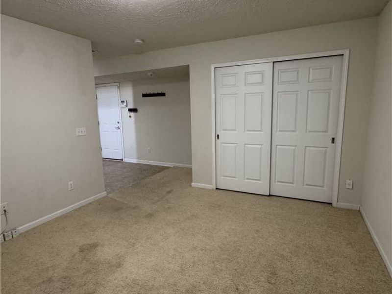 393 Caleb Drive , Akron, OH 44321 Photo 10