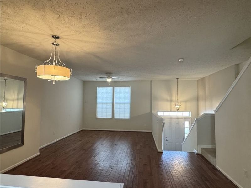 393 Caleb Drive , Akron, OH 44321 Photo 4