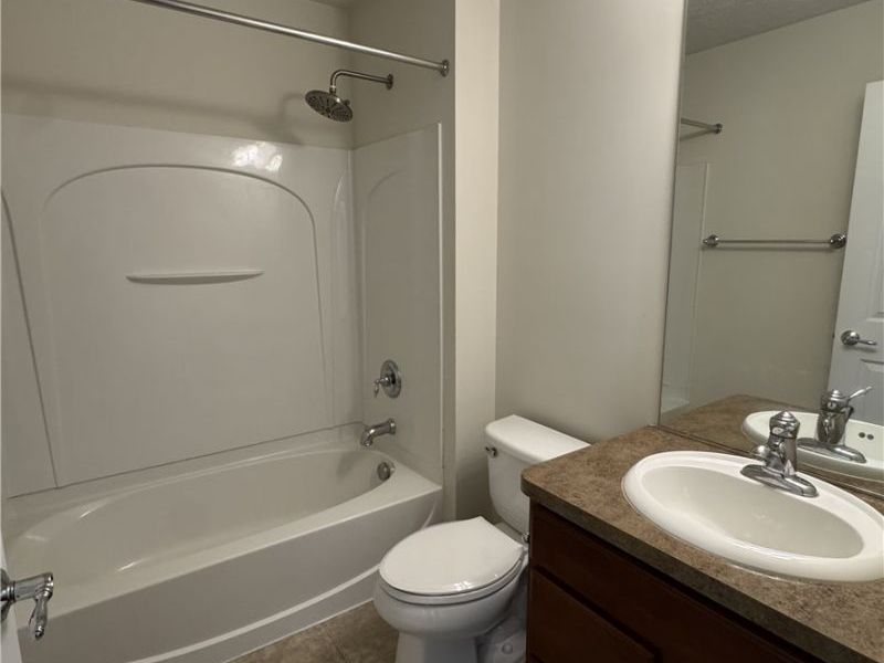 393 Caleb Drive , Akron, OH 44321 Photo 7