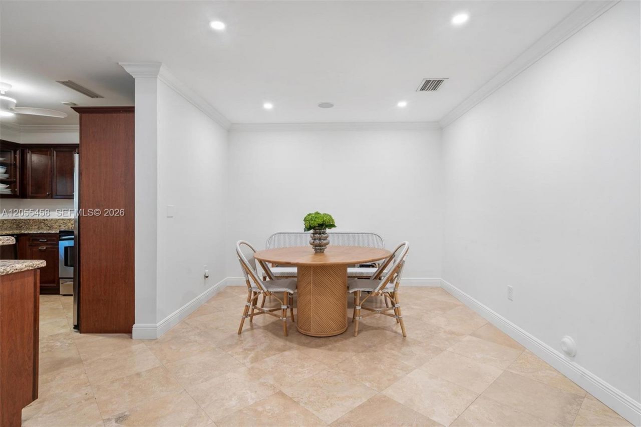11054 SW 79th Path , Miami, FL 33156 Photo