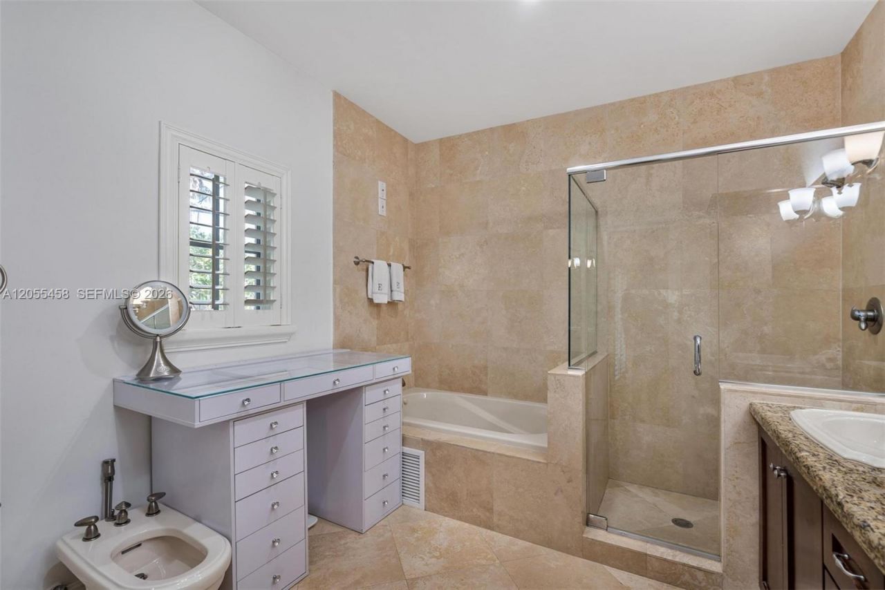 11054 SW 79th Path , Miami, FL 33156 Photo