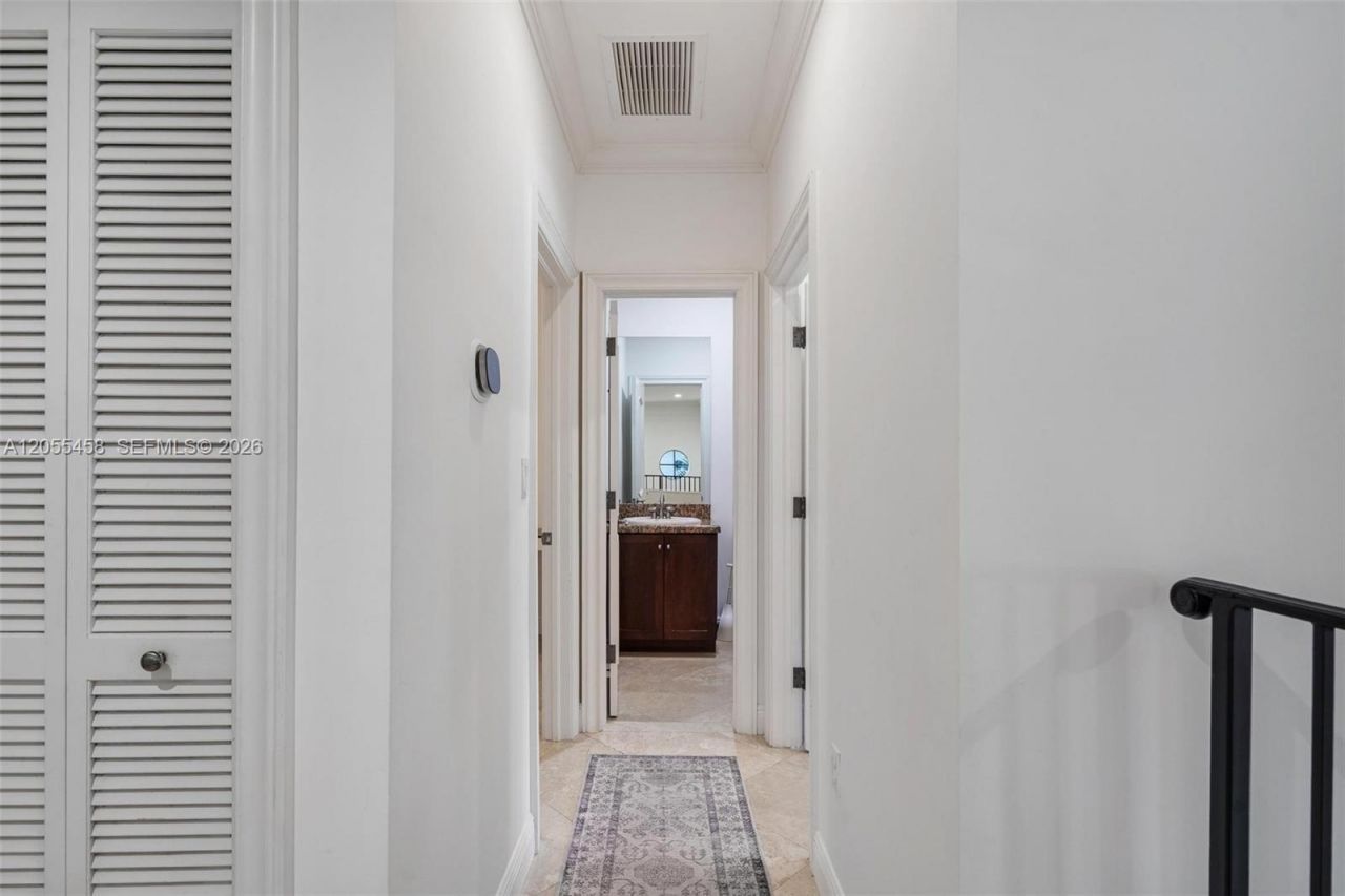 11054 SW 79th Path , Miami, FL 33156 Photo