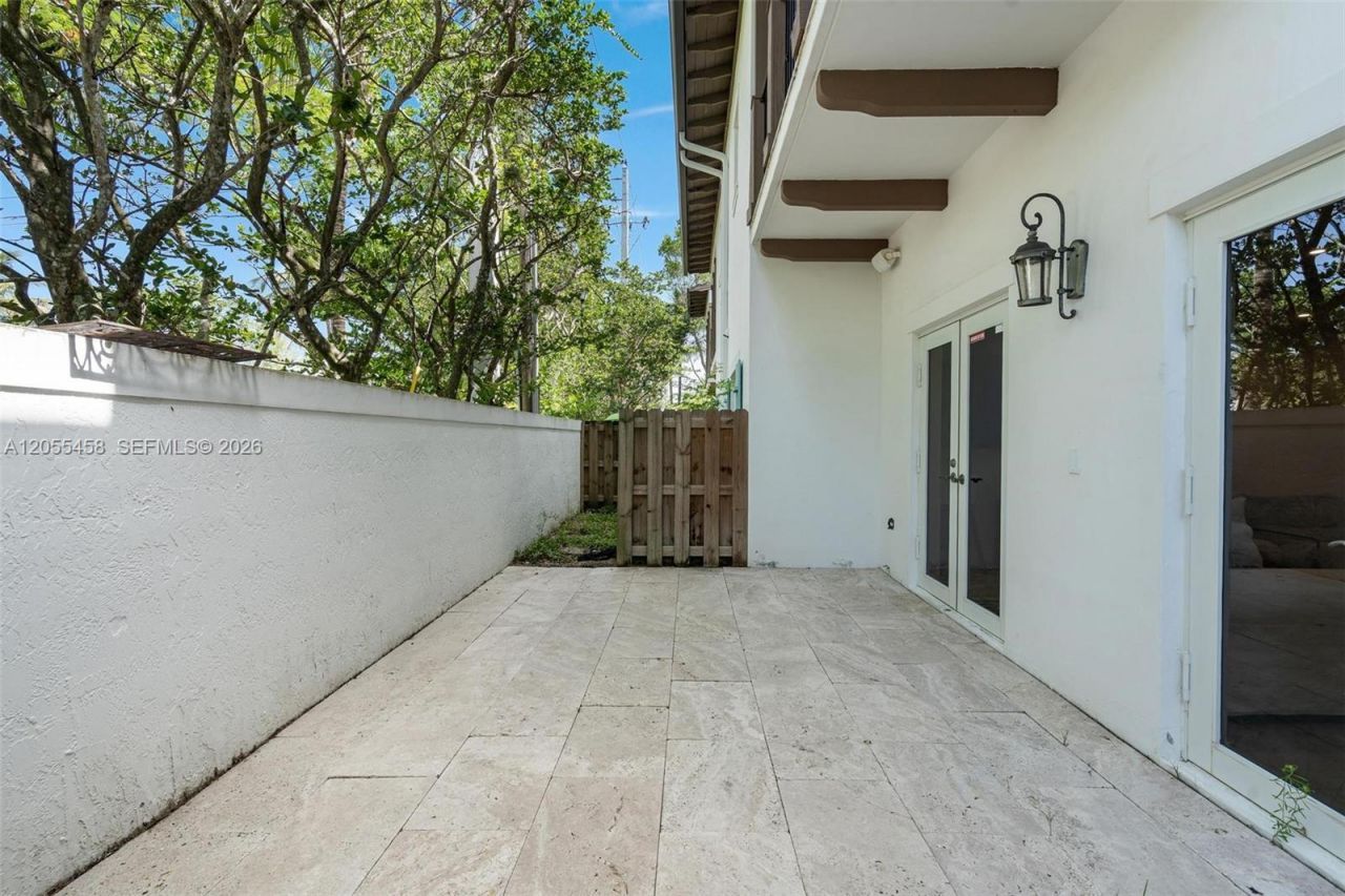 11054 SW 79th Path , Miami, FL 33156 Photo