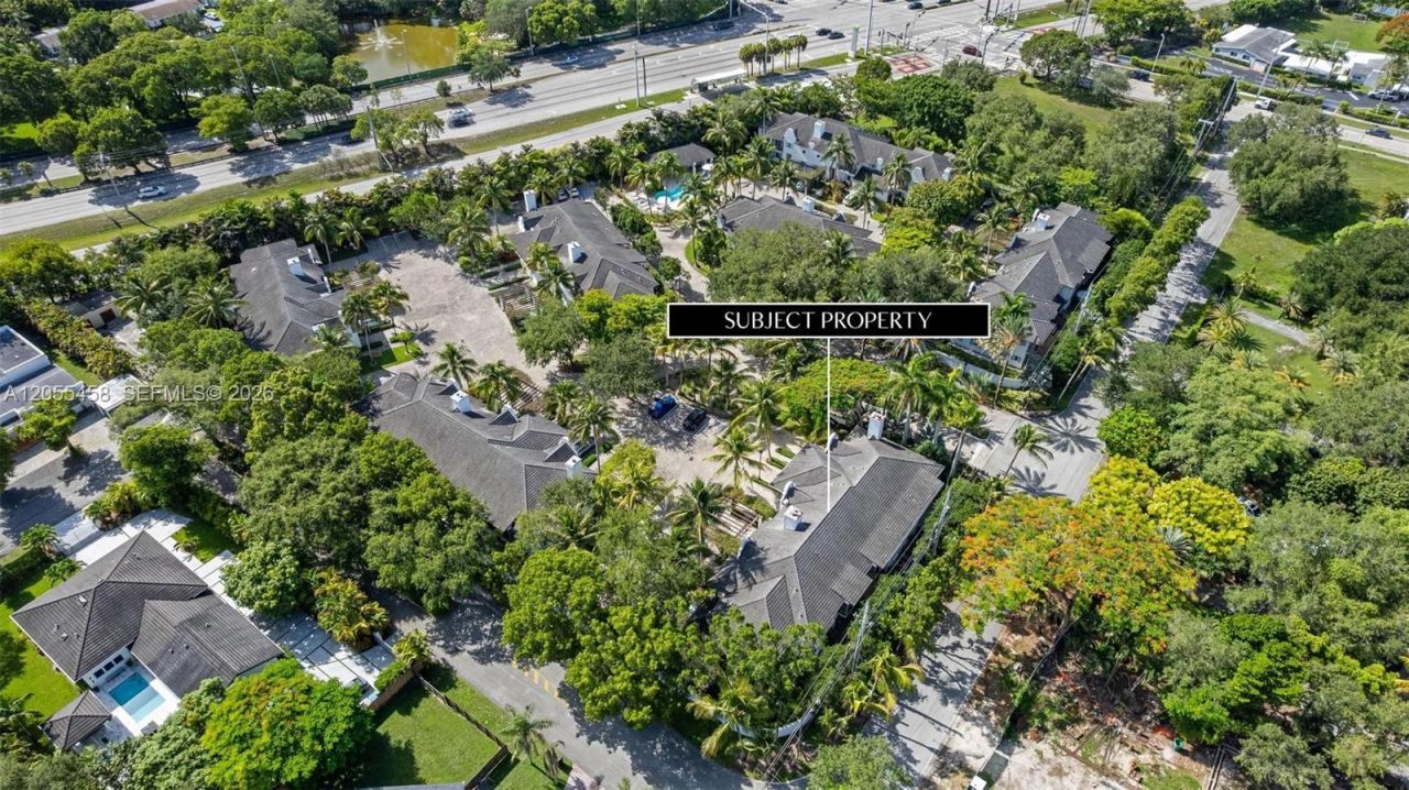 11054 SW 79th Path , Miami, FL 33156 Photo