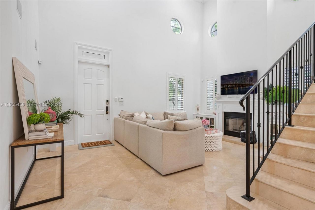 11054 SW 79th Path , Miami, FL 33156 Photo