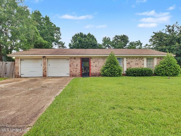 897 Auburn Drive, Biloxi, MS 39532
