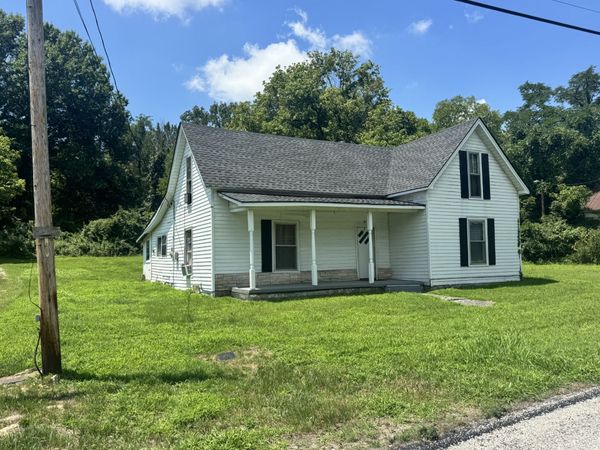 51 Riddleton Cir, Riddleton, TN 37151