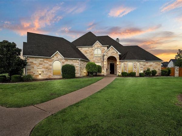 7030 Flagstone Circle , McGregor, TX 76657