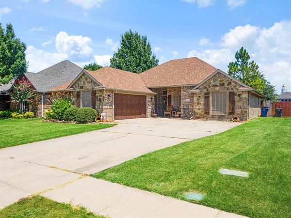 1745 Colorado Drive, Burleson, TX 76028