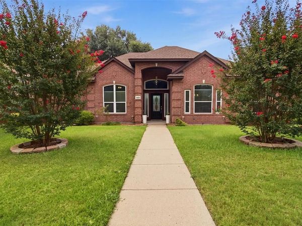 1416 Daventry Drive, DeSoto, TX 75115