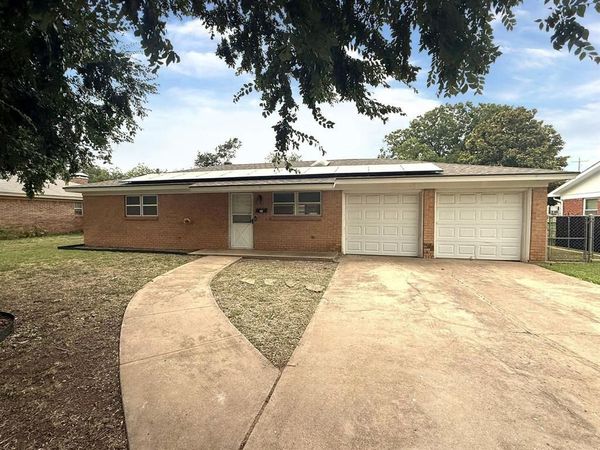 3010 Grand Avenue , Abilene, TX 79605