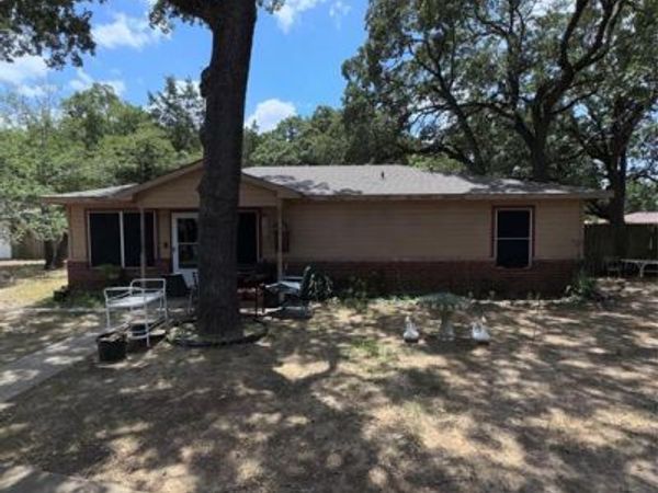1115 West end Street, Terrell, TX 75160