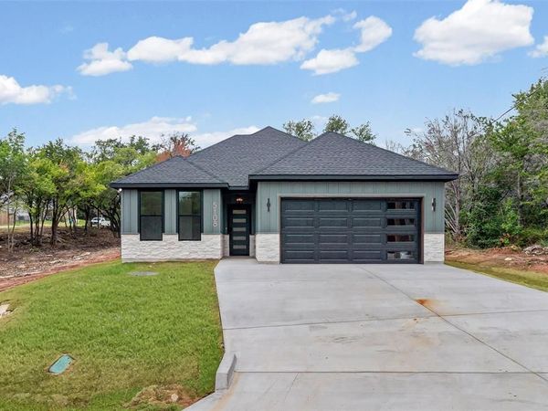 5108 Stoneridge Drive, Granbury, TX 76048