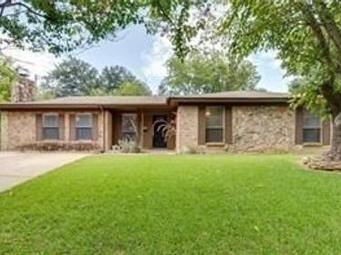 7820 Kermit, Fort Worth, TX 76166