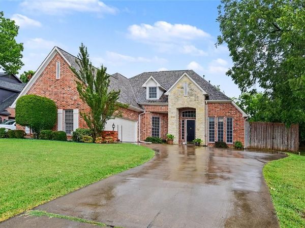 4 Griffith Court , Terrell, TX 75160