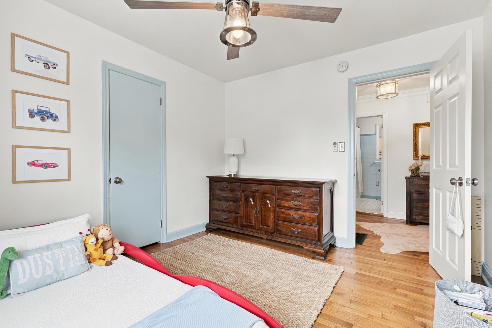 2415 Redwood St.  Photo 29