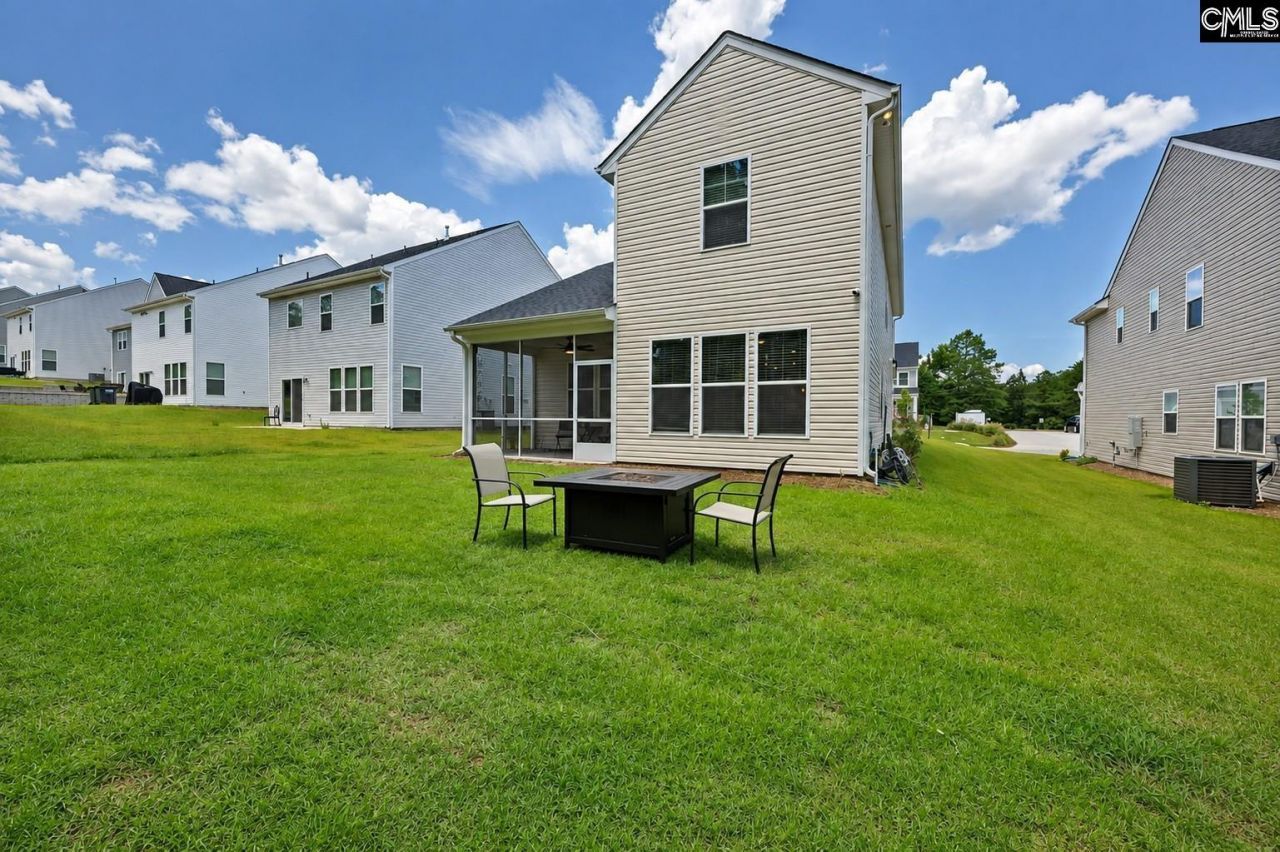 111 Coppersmith Drive Photo 28