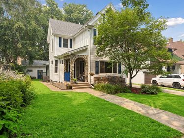 657 Delaware Avenue, Saint Paul, MN 55107