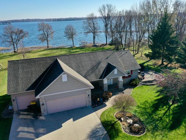 7585 12th Street NW, Willmar, MN 56201