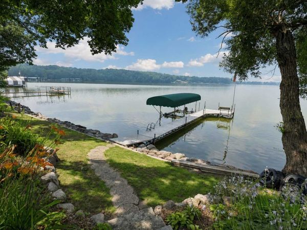 4005 County Road 44 , Minnetrista, MN 55364