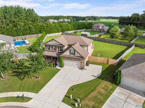 111 Lois Mance Lane, New Market, AL 35761
