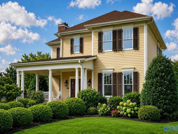 31 W Lake Forest Blvd, Huntsville, AL 35824
