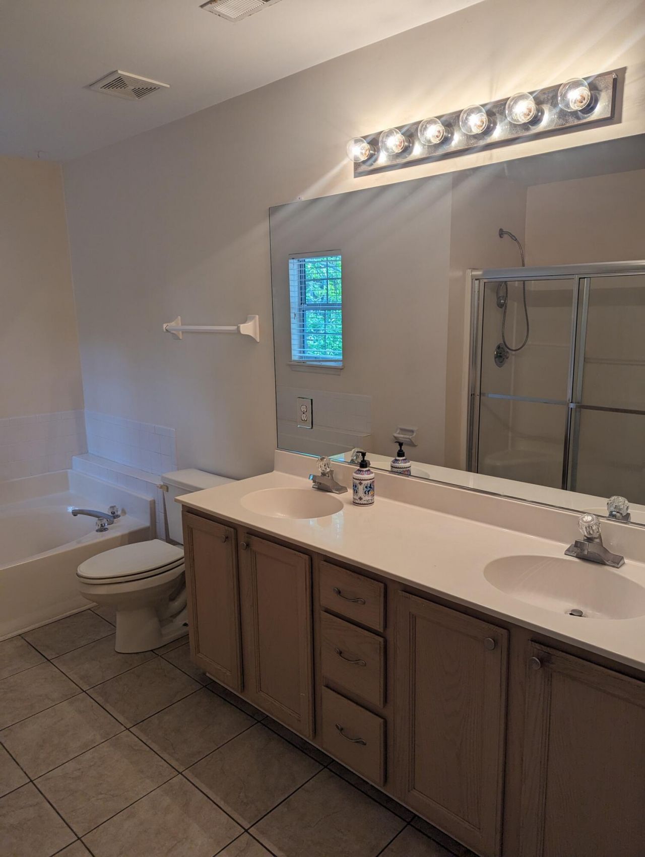 3320 Cedar Creek Court Photo 20