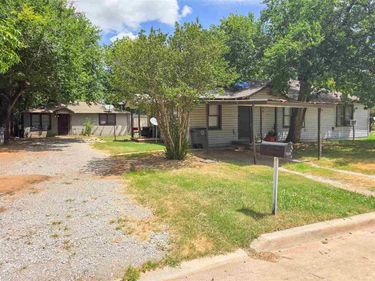 1501 NW Kingsbury Ave, Lawton, OK 73507