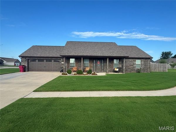 1208 Huntress Drive, Sikeston, MO 63801