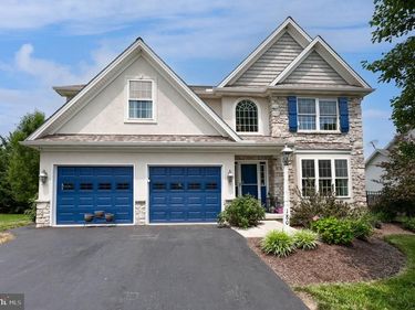 180 AGAPE DRIVE, EPHRATA, PA 17522