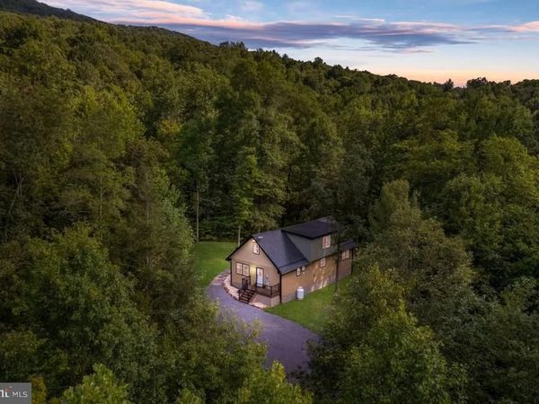 21693 MADDENSVILLE PIKE , ORBISONIA, PA 17243