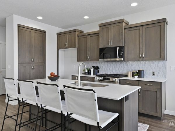 428 N Fritts Ave, Meridian, ID 83642
