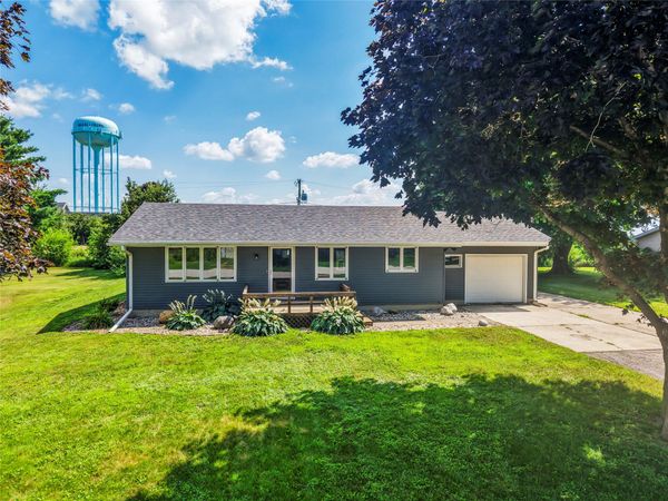 720 Latrobe Avenue , IA 50154