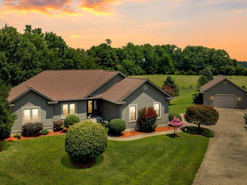 310 Lookout View Drive, West Union, OH 45693 Photo 1