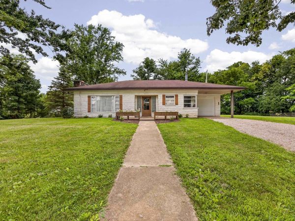 578 W Co Rd 500 N, Orleans, IN 47452